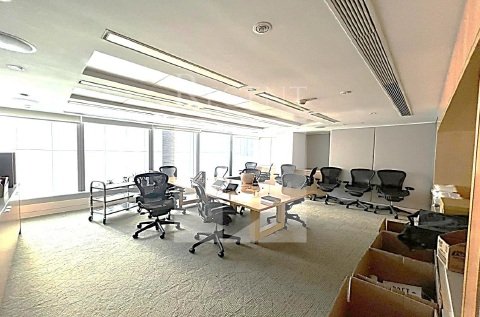 Nexxus Building (盈置大廈)
